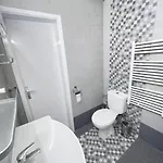 Above The City, Walk Everywhere - 2br, 2 Baths