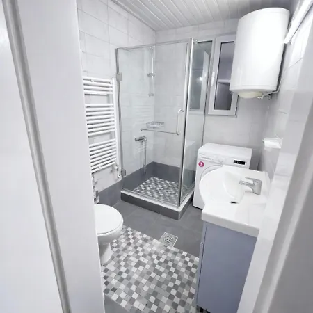Апартаменты Above The City, Walk Everywhere - 2br, 2 Baths